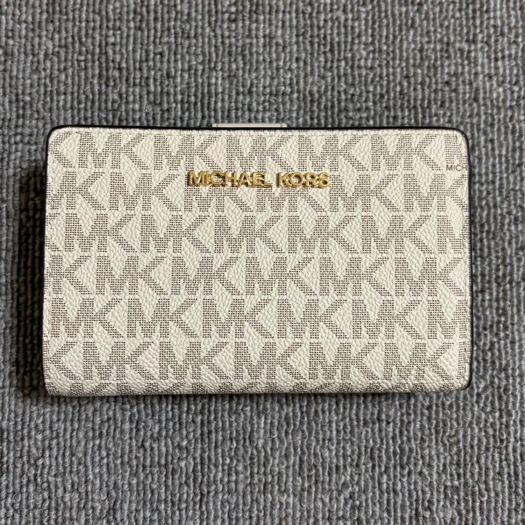 未使用】MICHAEL KORS マイケルコース二つ折り財布 アイボリー - メルカリ