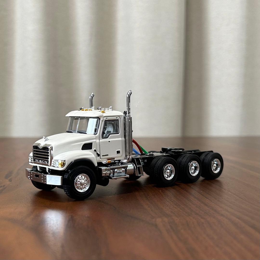 WSIマック8×4 ローボーイトレ3×3×3 CATスクレイパー 1/50