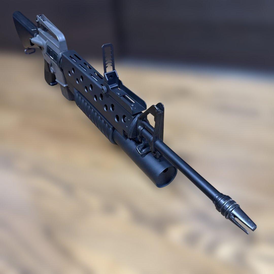 マルイ　電動ガン　M１６　ベトナム グレネードランチャー付き