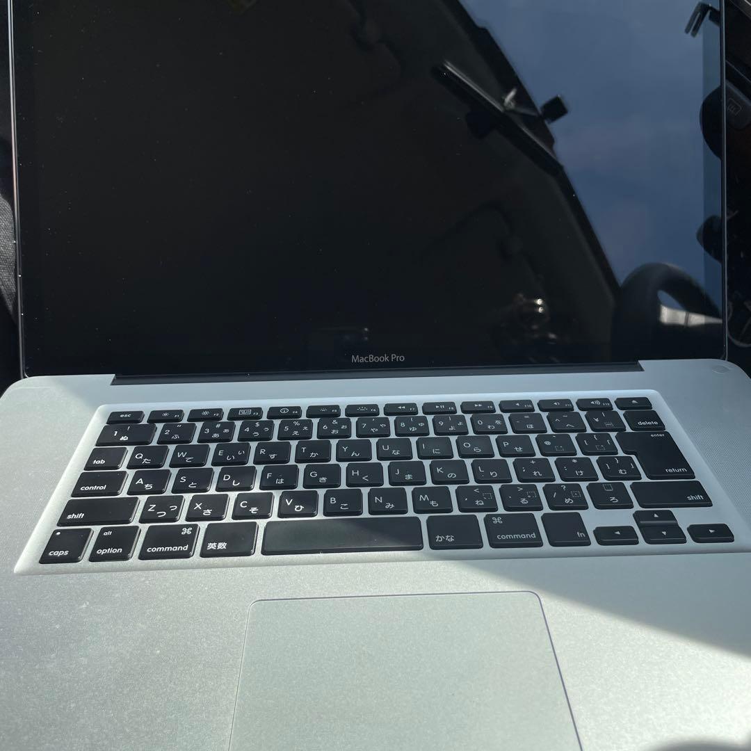 Apple MacBook Pro シルバー 17インチ 2010年
