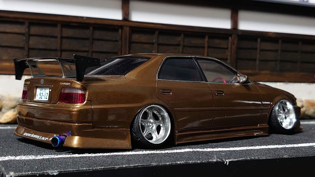 1/24 アオシマ クニーズ チェイサー 完成品