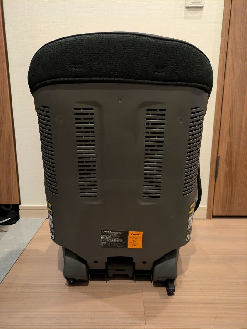 コンビ ISOFIX固定 R129対応ジュニアシート ジョイトリップ アドバンス