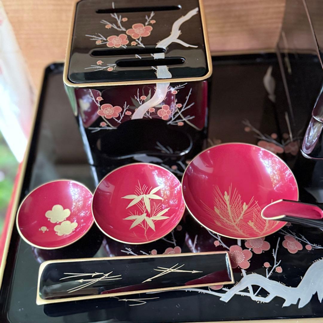 2192様感謝‼️JAPAN輪島塗お屠蘇器七つ揃い『松竹梅鶴』塗師松竹梅落款