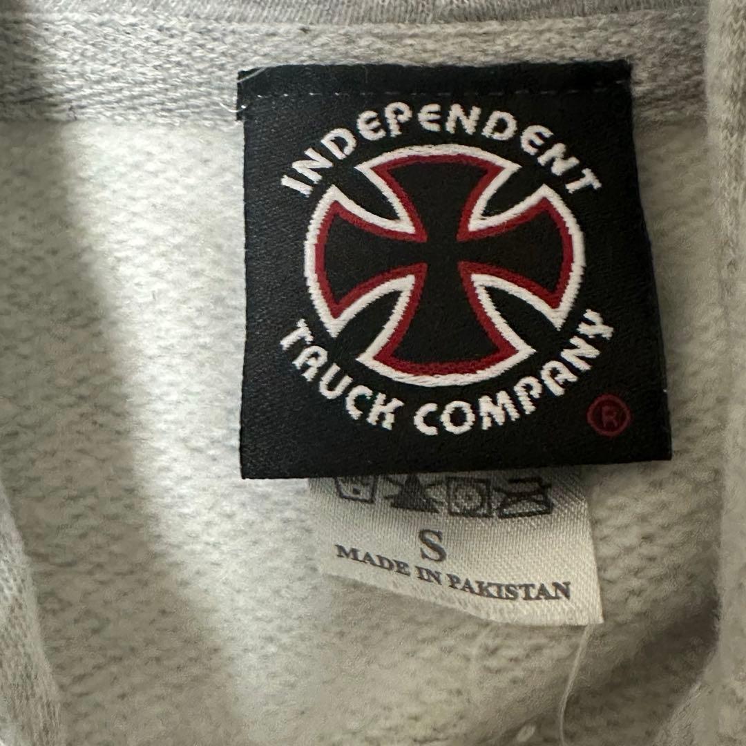 INDEPENDENT インディペンデント アイアンクロス スウェット パーカー