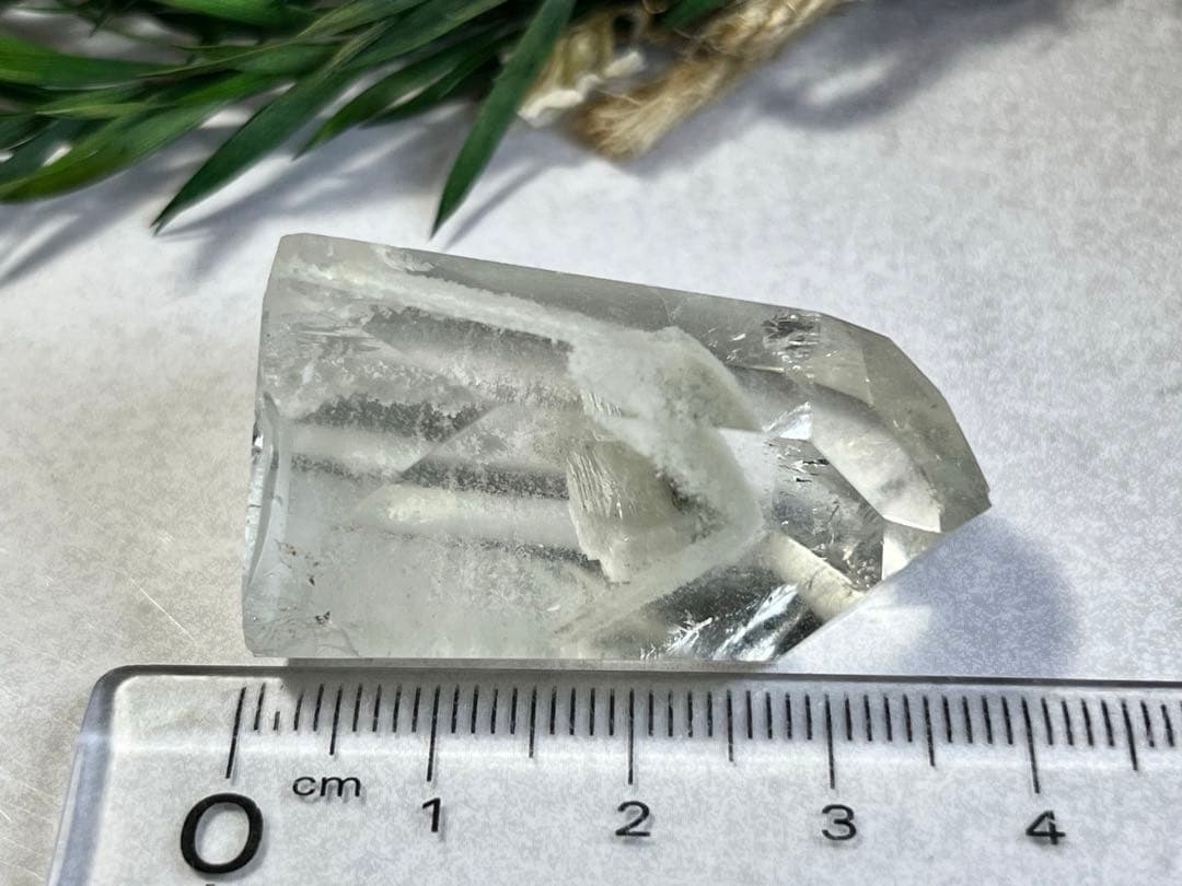 龍脈水晶 パイライトインクォーツ クリスタル 水晶 黄鉄鉱 ファントム