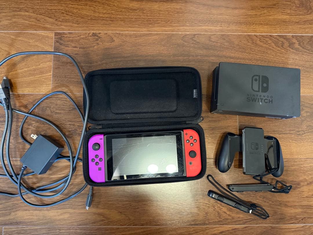 Nintendo Switch 本体 赤/紫 充電器・ドック付き