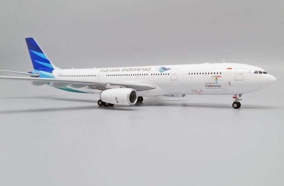 ガルーダ・インドネシア航空 A330-300 PK-GHA 1/200