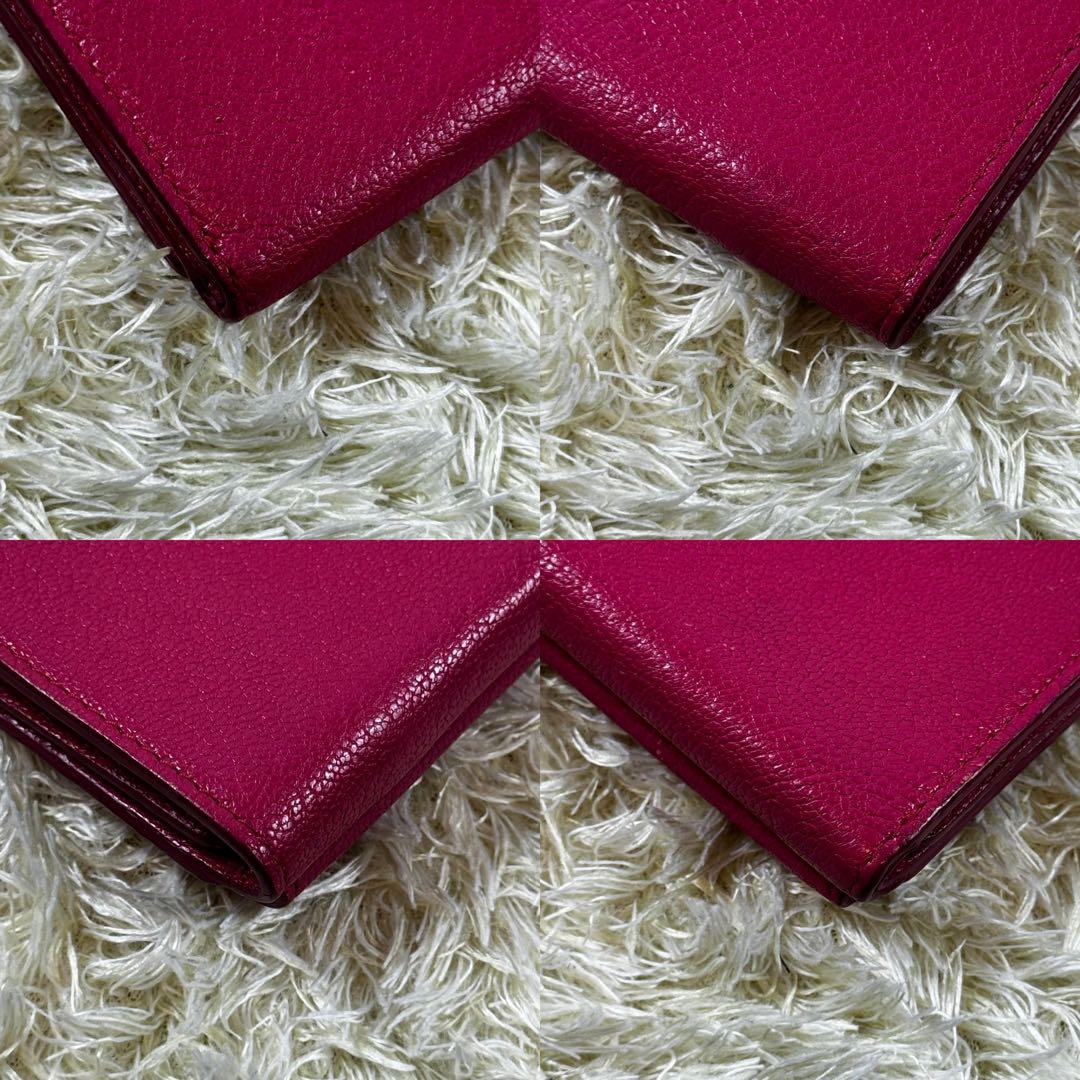 大人気✨ミュウミュウ　三つ折り財布　マドラスレザー　ゴールド金具　シボ　ピンク