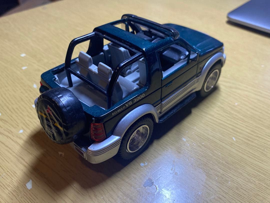 三菱 パジェロ ソフトトップ プルバックカー 1/24 当時物