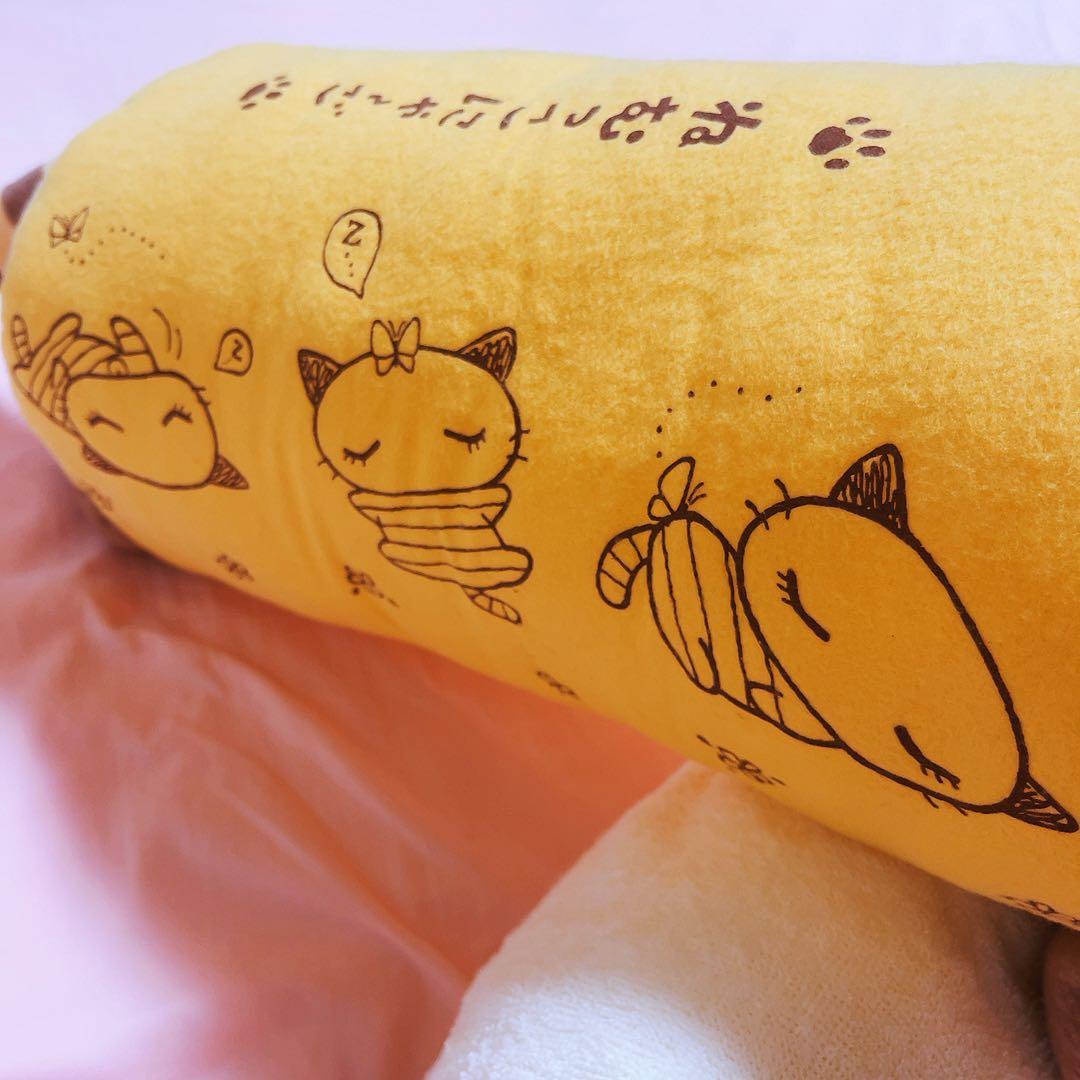 希少レア　ねむっこにゃーご　サンリオ　イラスト　クッション　ねこ　平成レトロ