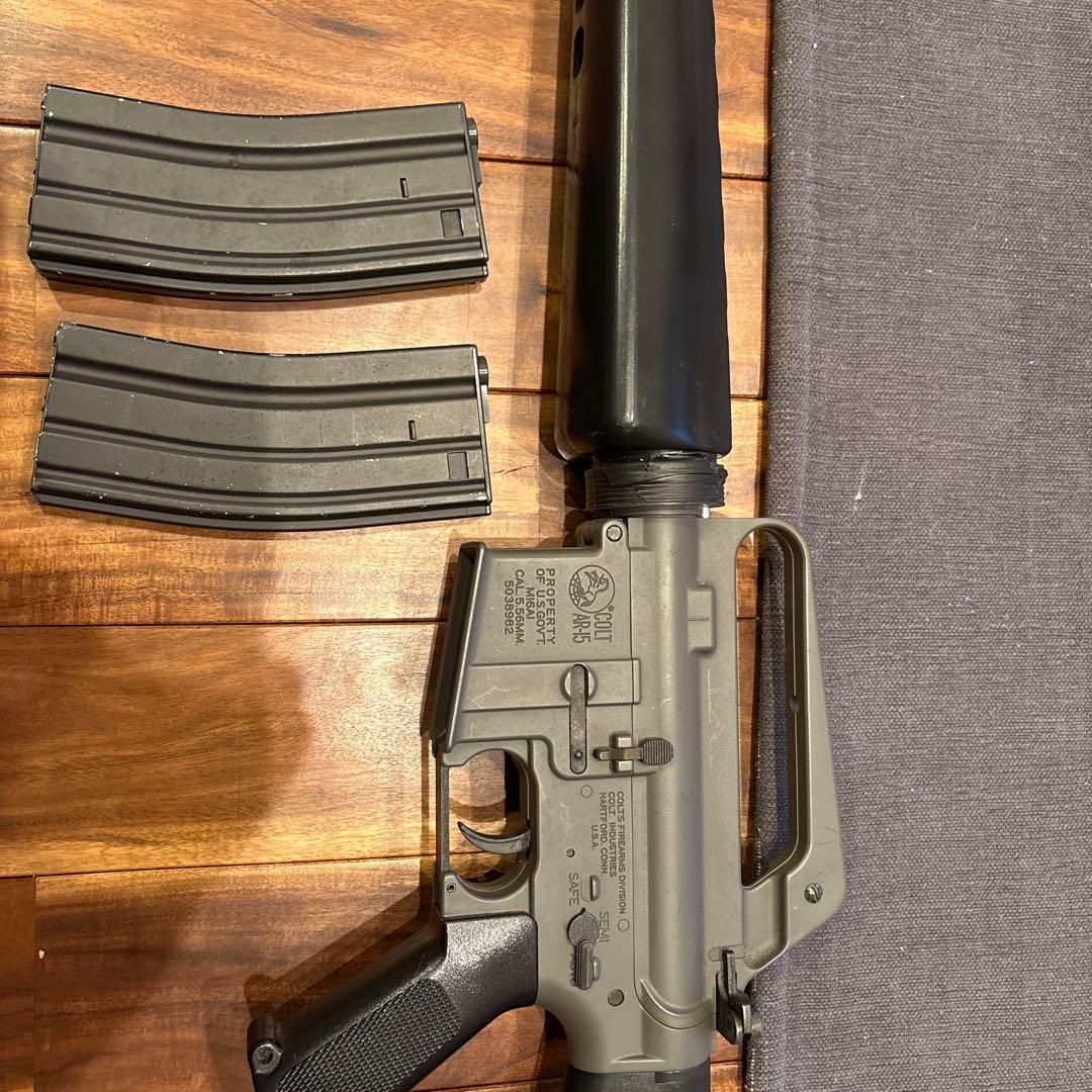 電動ガン M16A1 ベトナムバージョン　多弾数マガジン2個付き　完動品