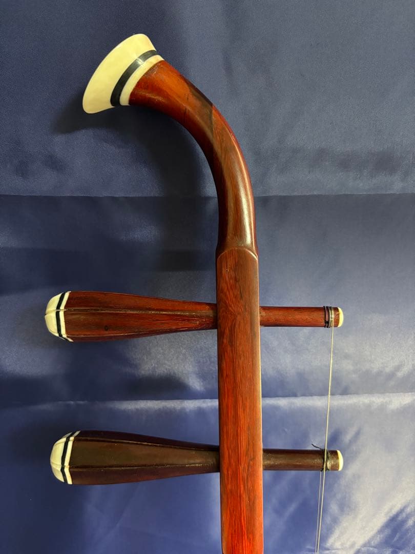 蘇州二胡（優質紫檀） 二胡#011 蘇州二胡（優質紫檀） 二胡#011 - メルカリ