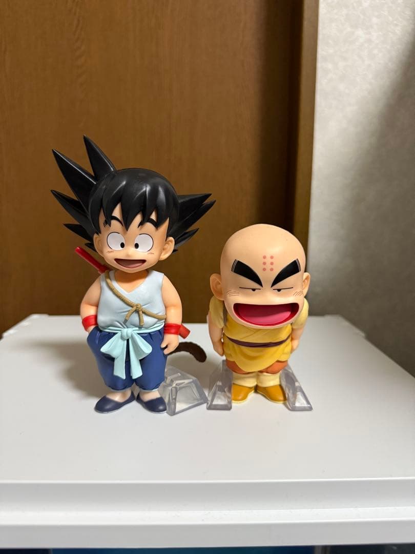 ドラゴンボールEX孫悟空修業編フィギュア8体＋アクリルスタンド2つ