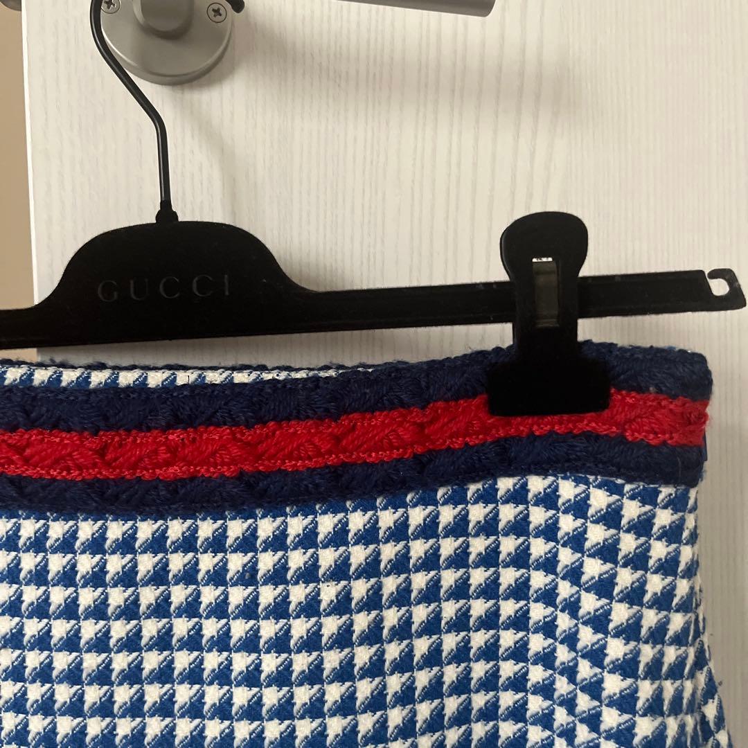 GUCCI 青と白のチェック柄スカート