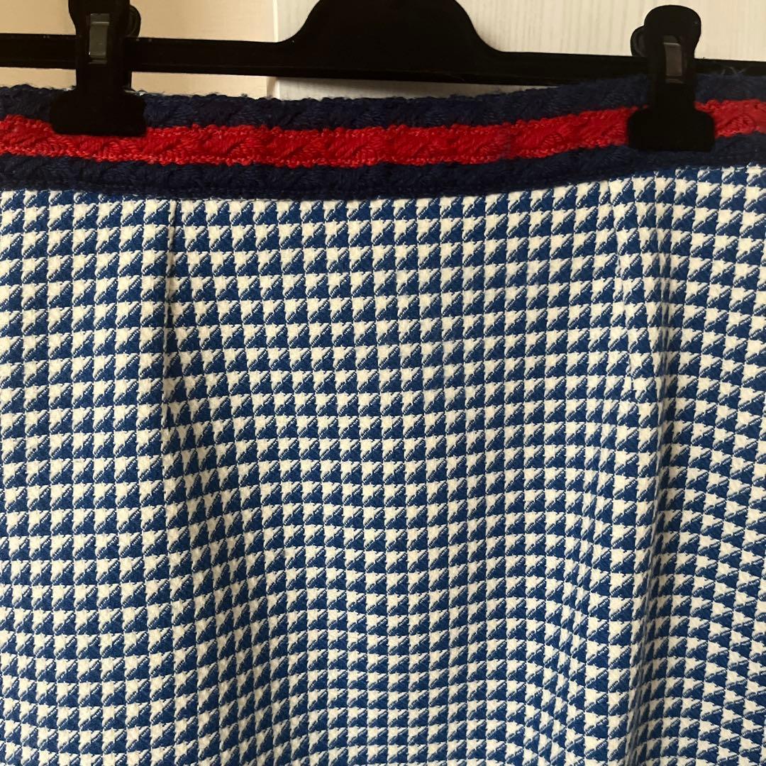 GUCCI 青と白のチェック柄スカート