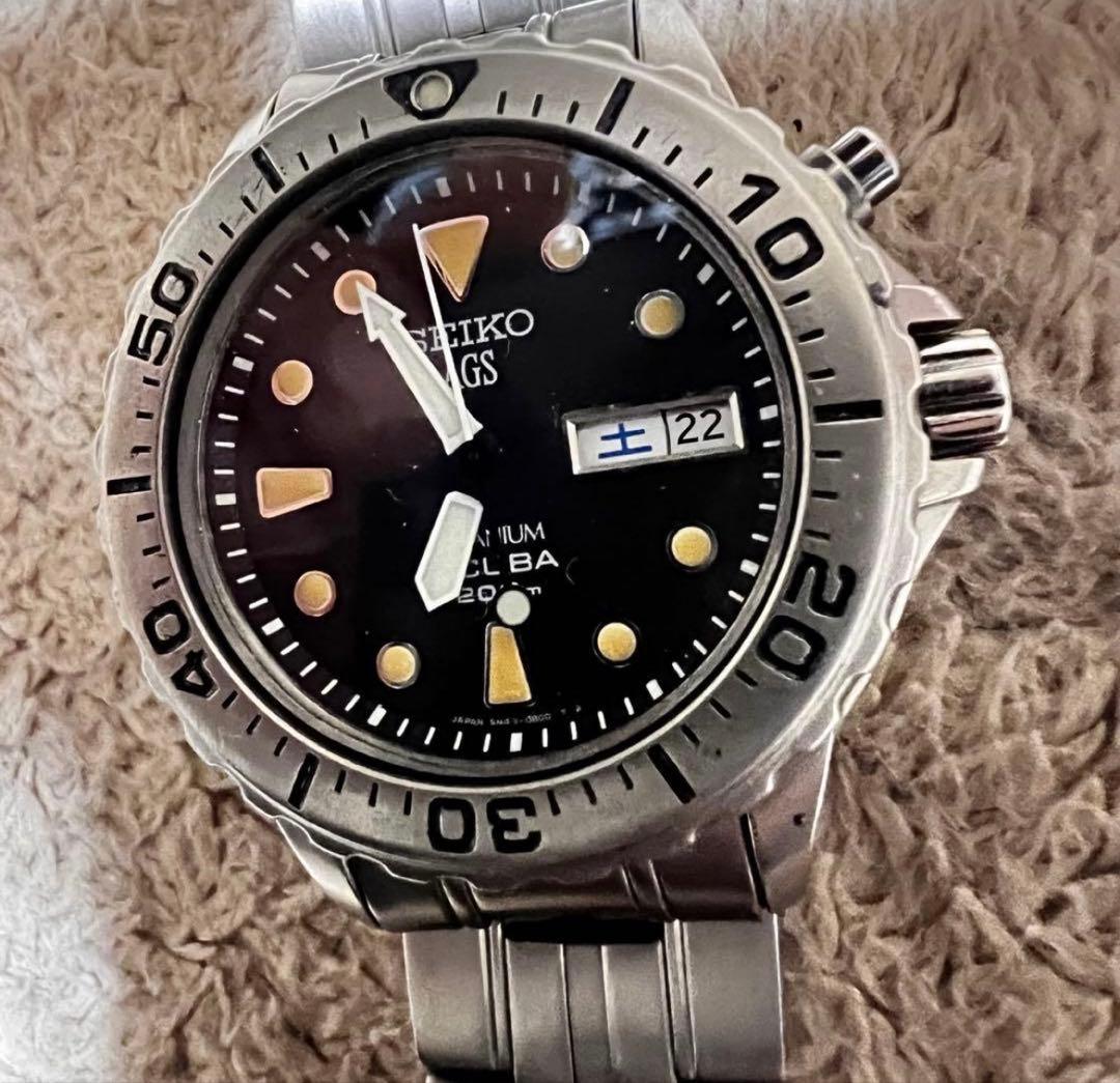 希少　ビンテージ品 スキューバダイバー　チタニウム トロピカルダイヤル