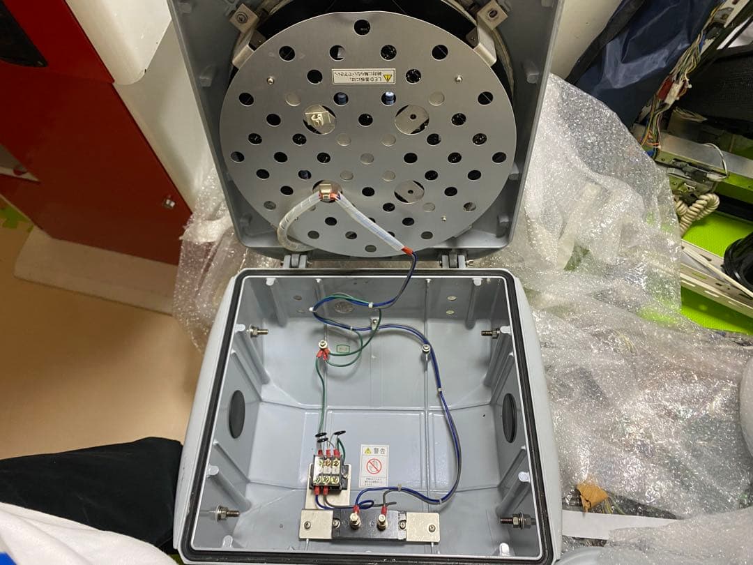 信号機 本物 小糸工業 矢印