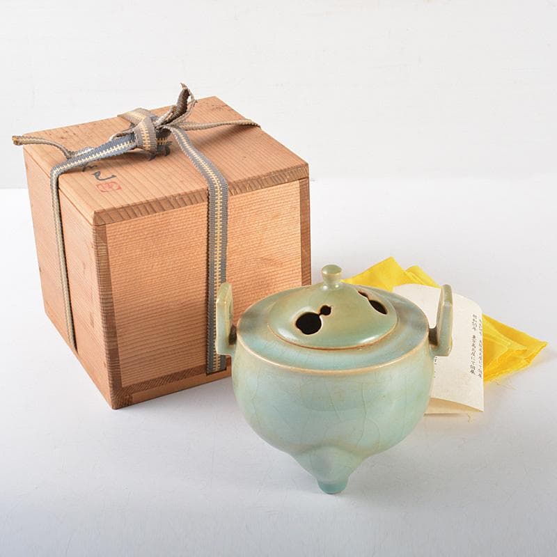 kk 陶芸家　萬古焼　山本広己　秀逸作　青磁香炉　共箱　M　R5768 陶芸家 萬古焼 山本広己 秀逸作 青磁香炉 共箱 M R5768 陶芸家 萬古焼