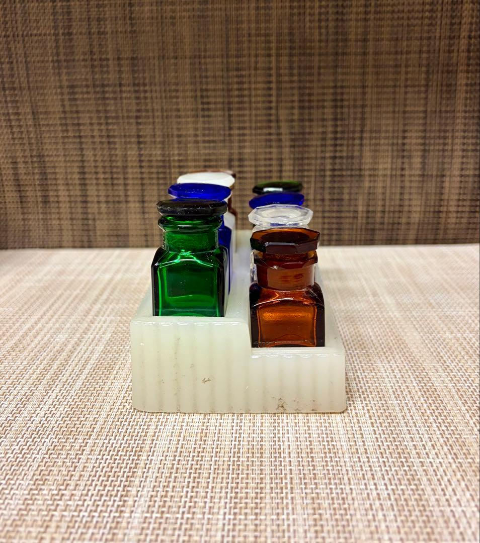 戦前 歯医者 薬瓶 ミルクガラス 薬瓶台 セット ① - メルカリ