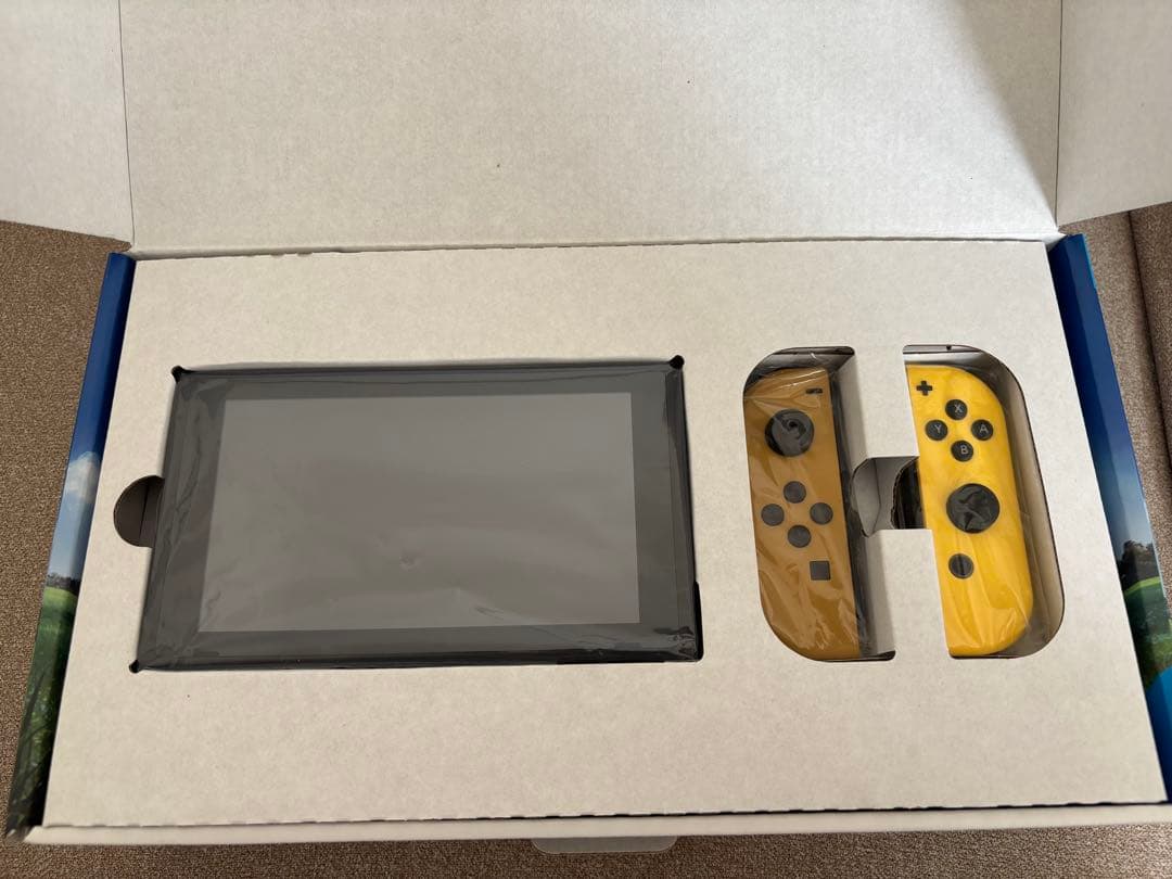 【microSDカード256GB付き】ニンテンドーSwitch本体　ピカブイ