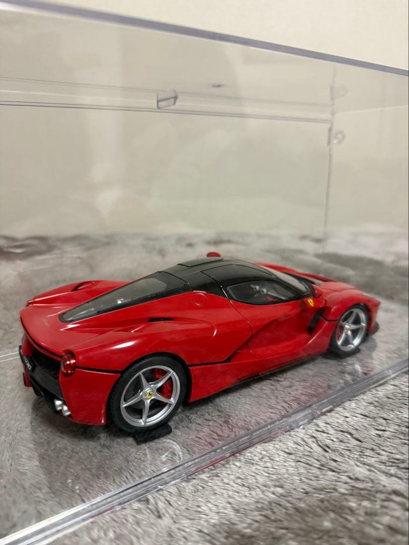ミニカー Hot Wheel ELITE LaFerrari 1/18