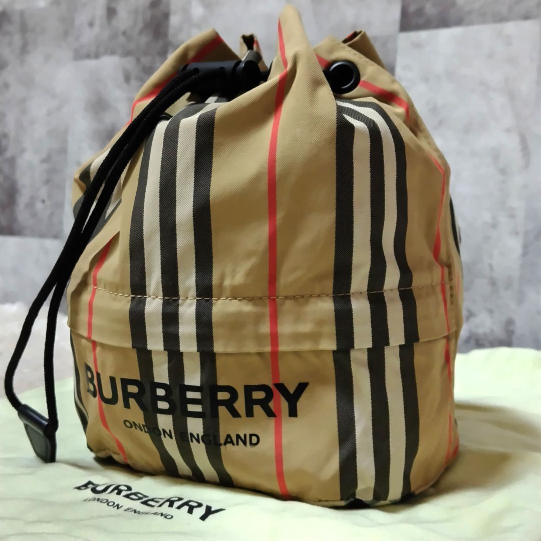 バーバリー巾着バッグ