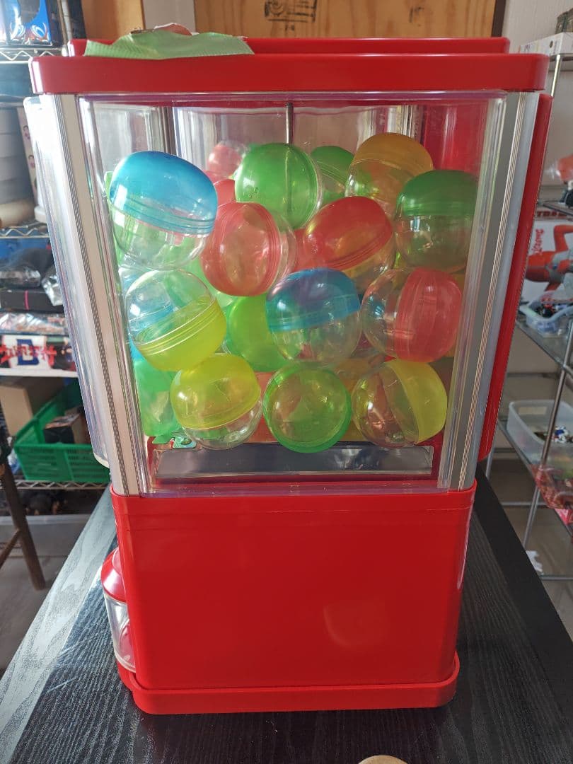 赤い ガチャガチャ本体 2台セット 他でも販売中