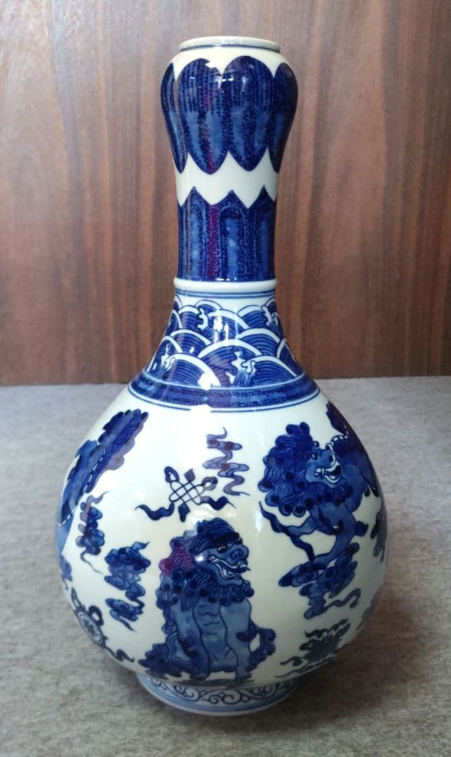 景徳鎮　獅子花瓶　D289