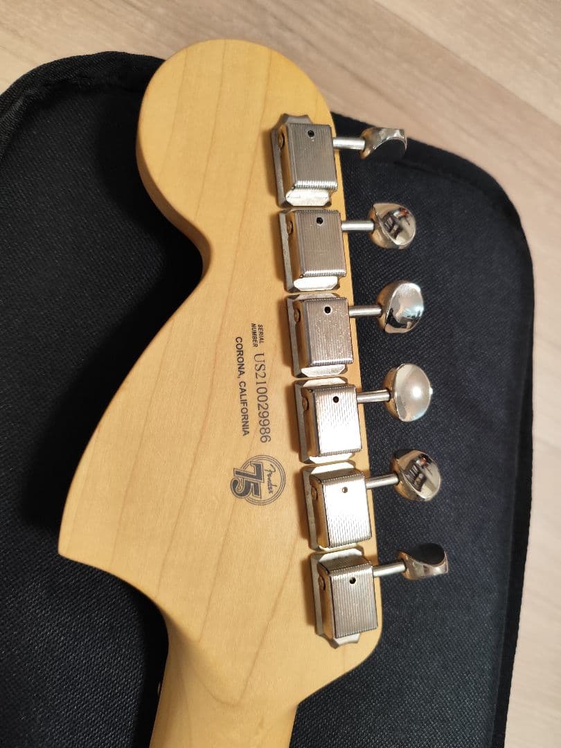 FENDER American performer ストラトキャスター HSS