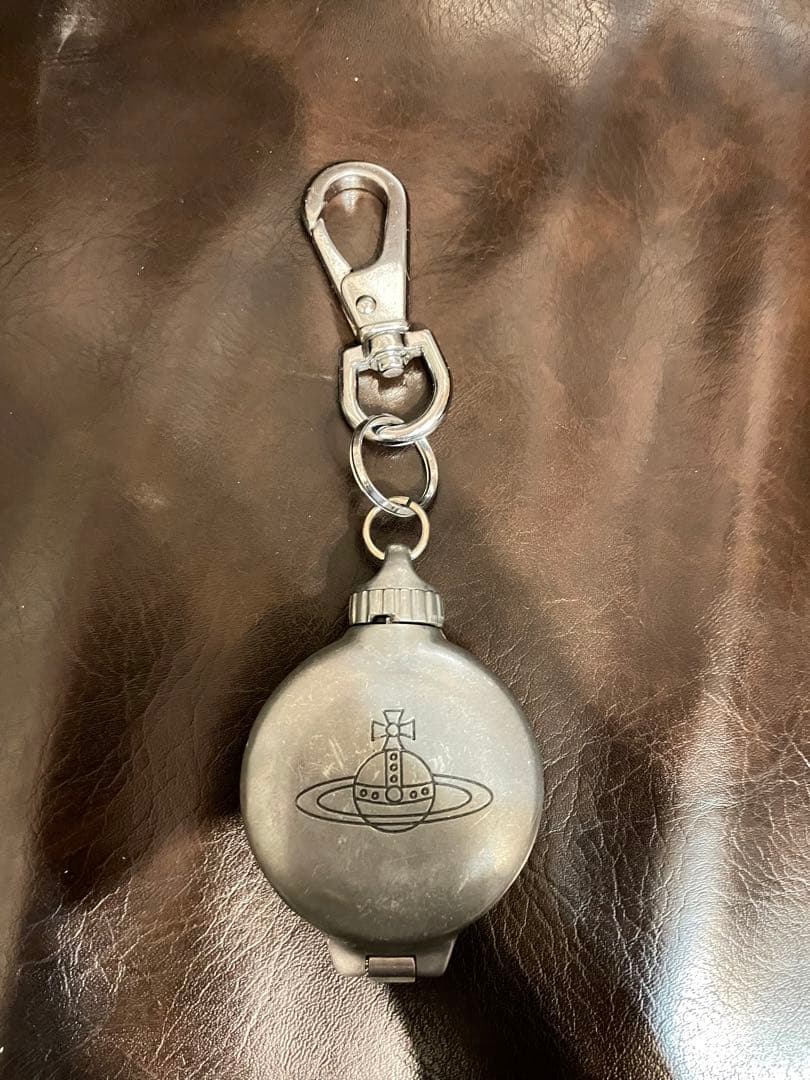 Vivienne Westwood 携帯灰皿