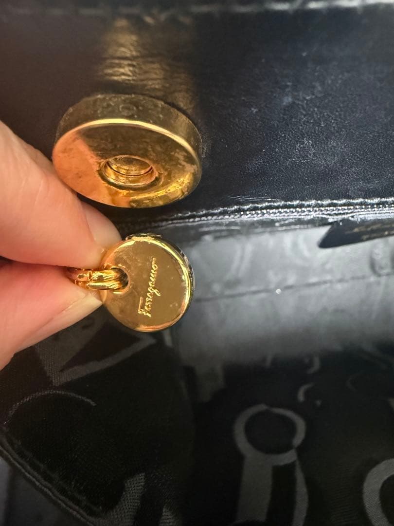 【Salvatore Ferragamo】 Vara リボンハンドバッグ