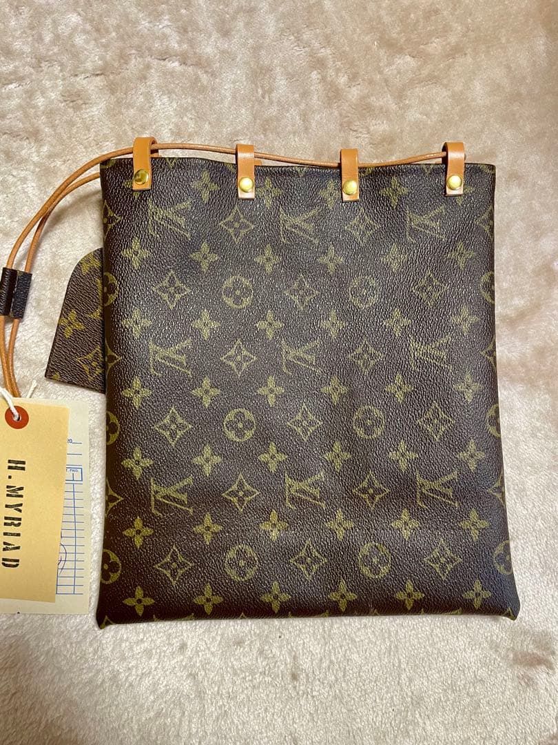 ◾️新品未使用　h.myriad 巾着ポーチ　ショルダーポーチ