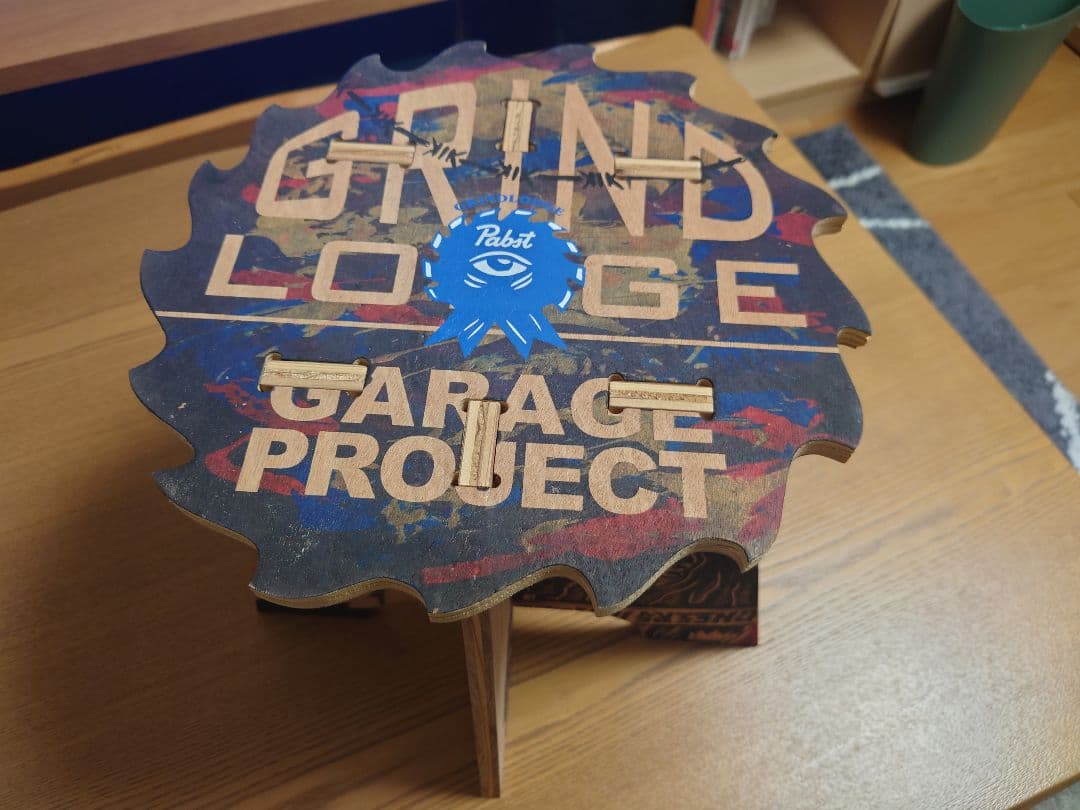 最終値下げGRINDLODGE × PabstBlueRibbon 木製スツール