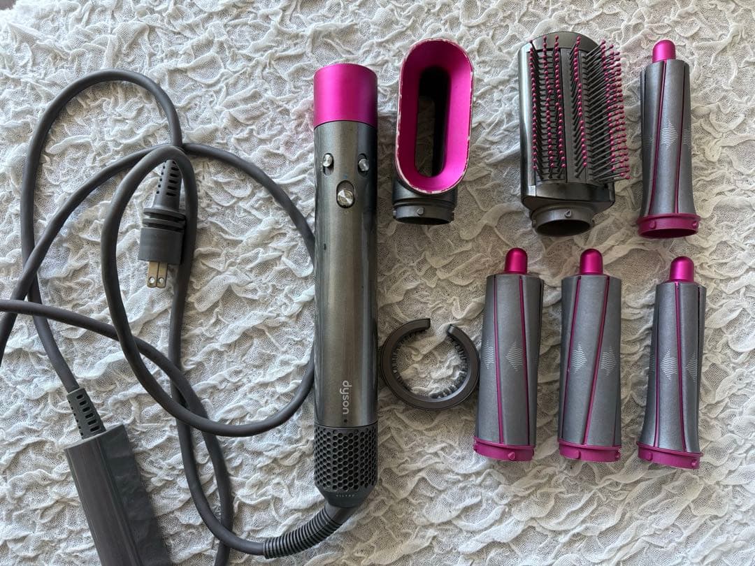 ダイソンのヘアスタイラーandドライヤー ダイソン スーパーソニックニューラルシャイン ヘアドライヤー