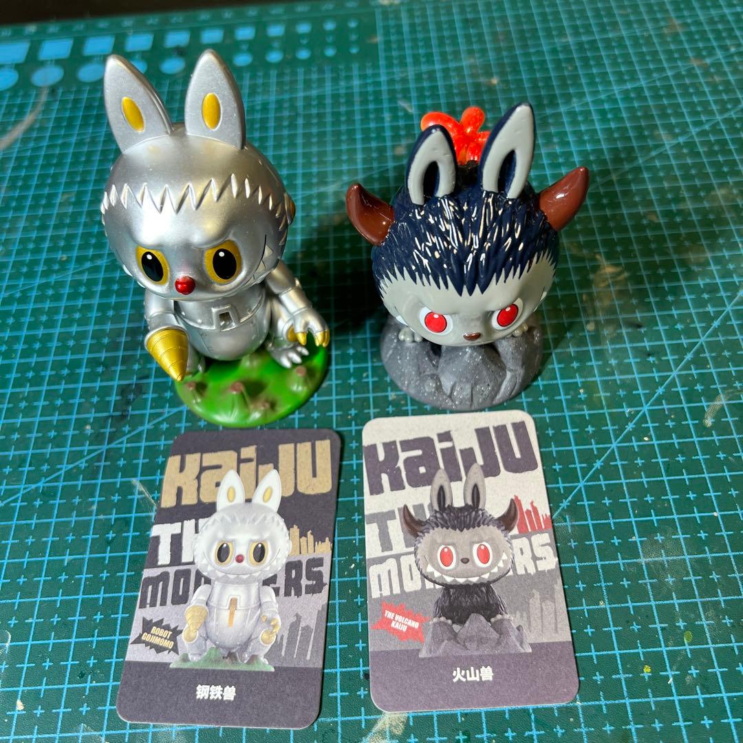 ポップマート　ラブブ　初期　ソフビ　ブラインドBOX版 2点