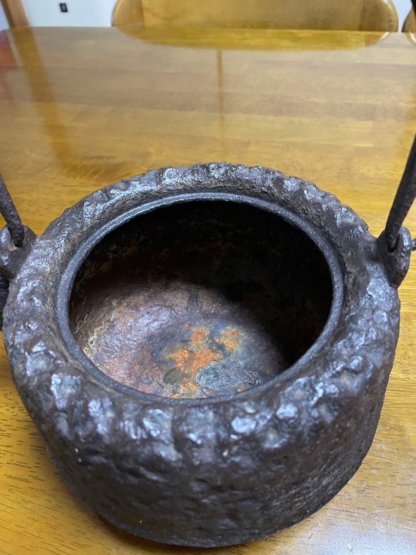 龍文堂 鉄瓶 岩肌道安形 胴横銘 1.5リットル