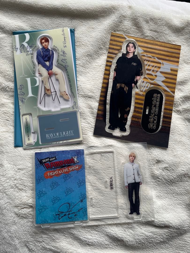 吉野北人 アクリルスタンド 3点セット - メルカリ