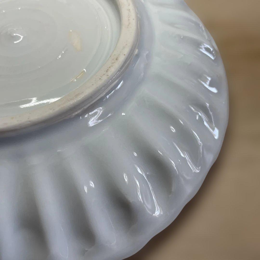 上田恒次　白磁菊皿　共箱