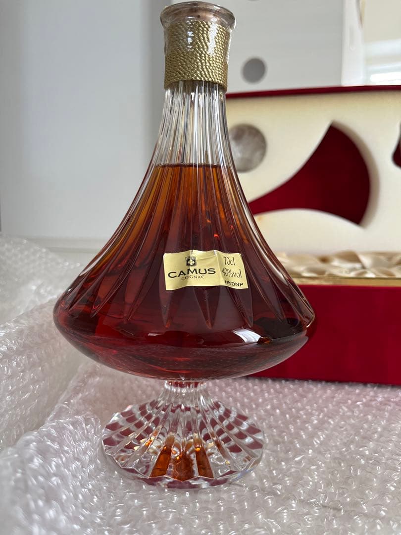 Hennessy XO レッド・パープル ギフトボックス付き蛇の干支 限定