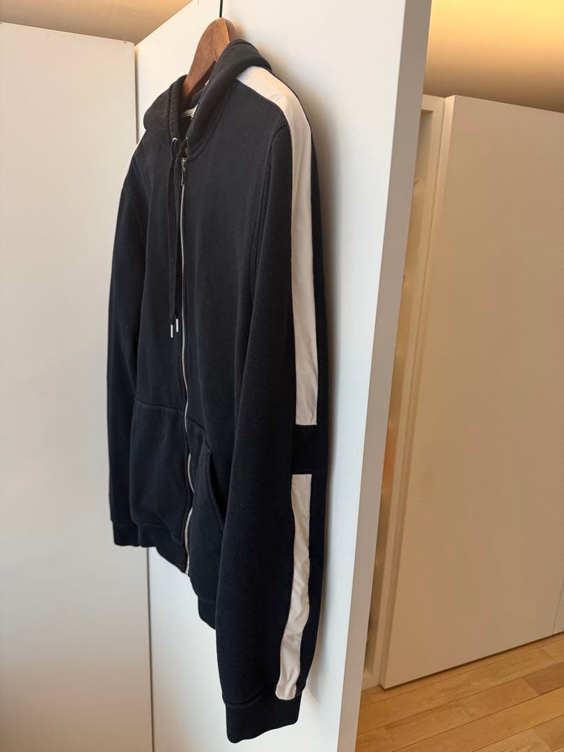 エルメスパーカー