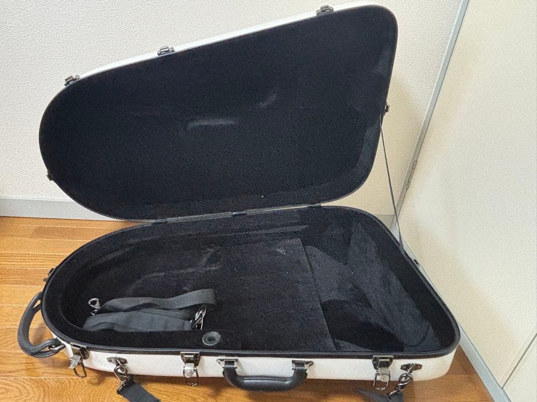 マルカート ユーフォニウムケース ホワイト