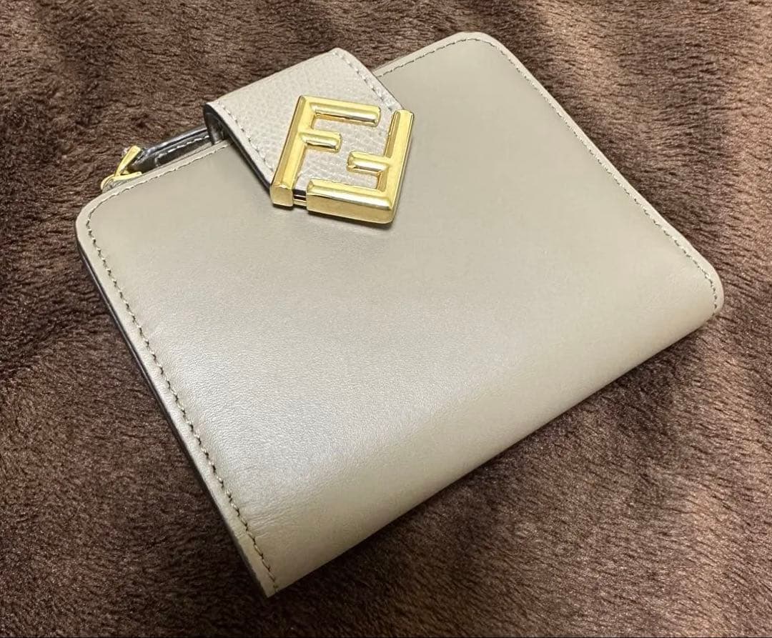 FFダイヤモンド財布 グレー - メルカリ