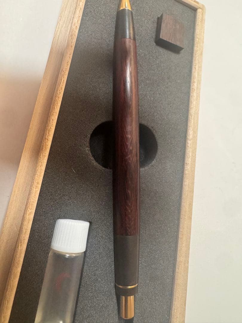 A*様 野原工芸 紫檀 斑紋黒墨色 シャーペン