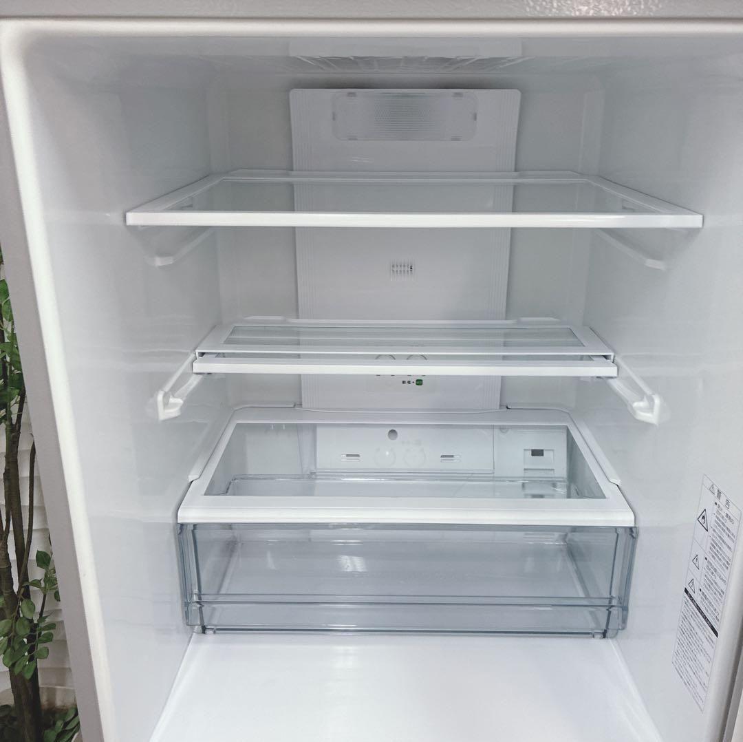 ◇大阪府 神戸市 配達料無料！動作保証5ヶ月！◇AQUA◇272L冷蔵庫◇右