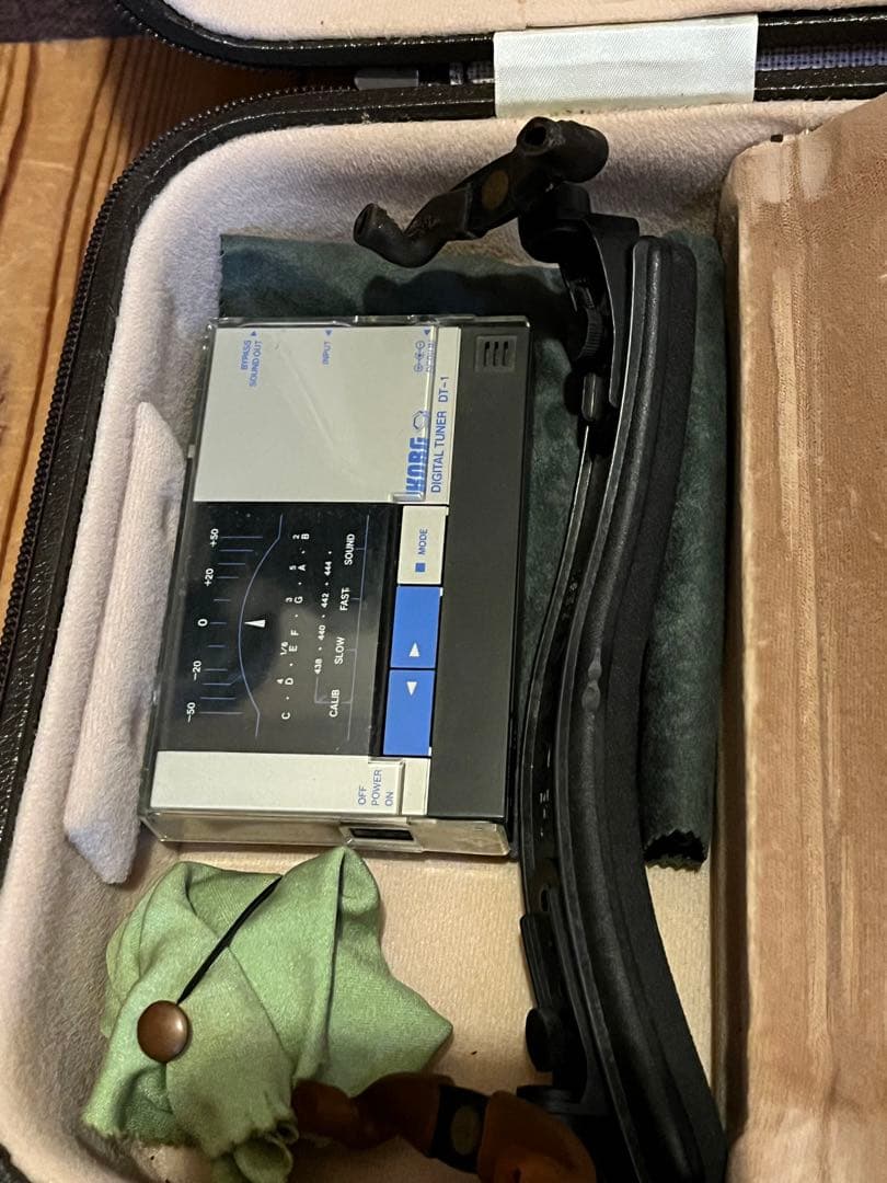 バイオリン　4/4 本体とケース付属品　チューナー　ジョセフマイヤー　1981年