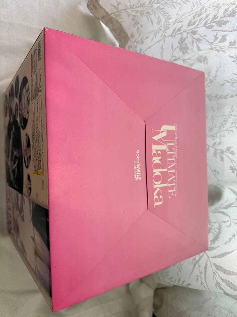 魔法少女まどかマギカ　Ultimate Madoka 1/8スケールフィギュア