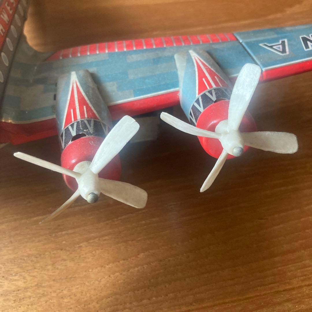 ブリキ 飛行機 ノースウェスト DC4