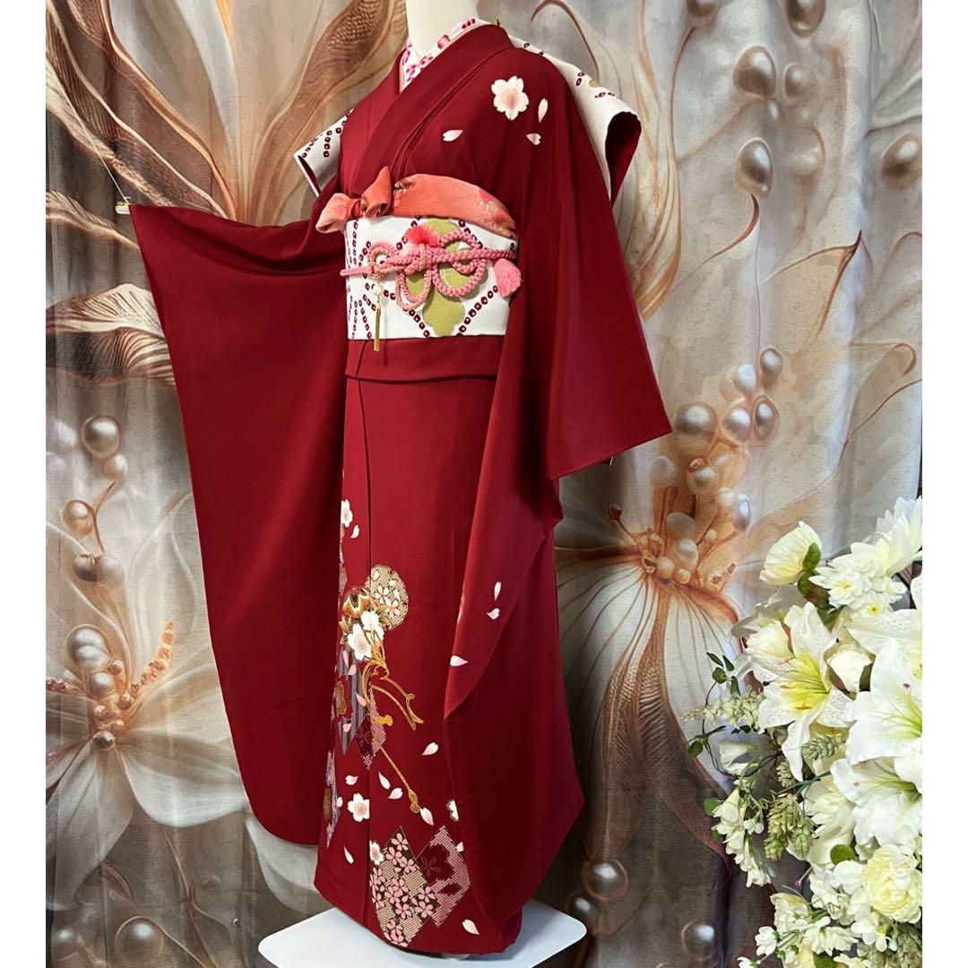 美品】赤い花柄振袖