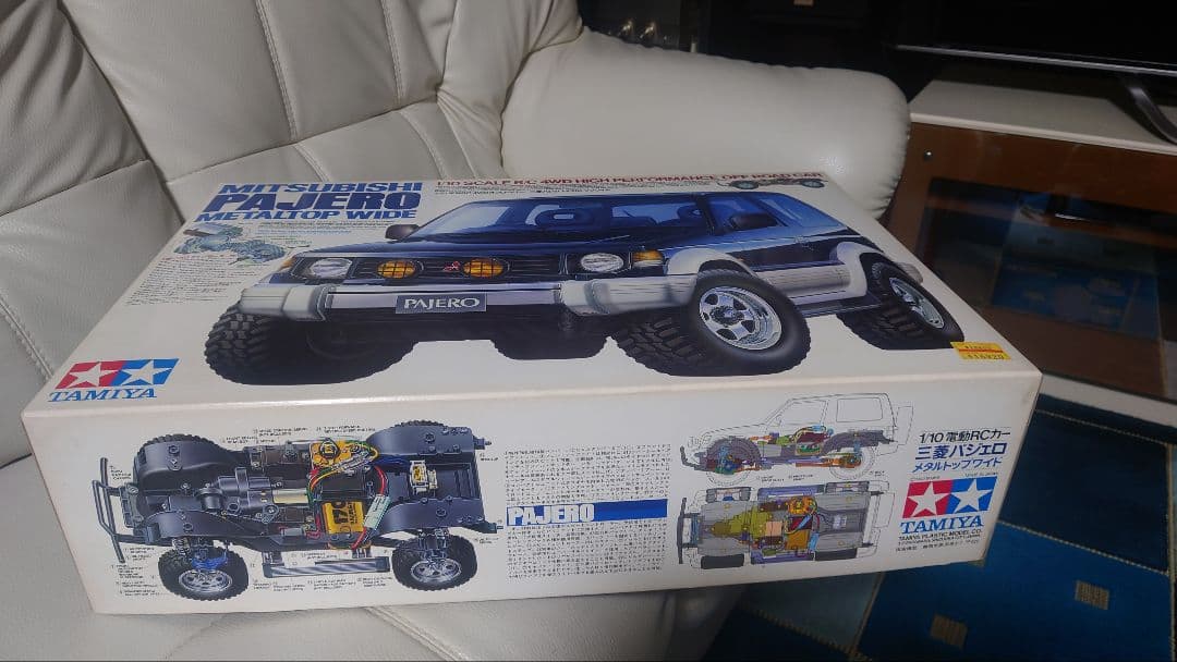 三菱パジェロ ラジコンカー 10/1中古