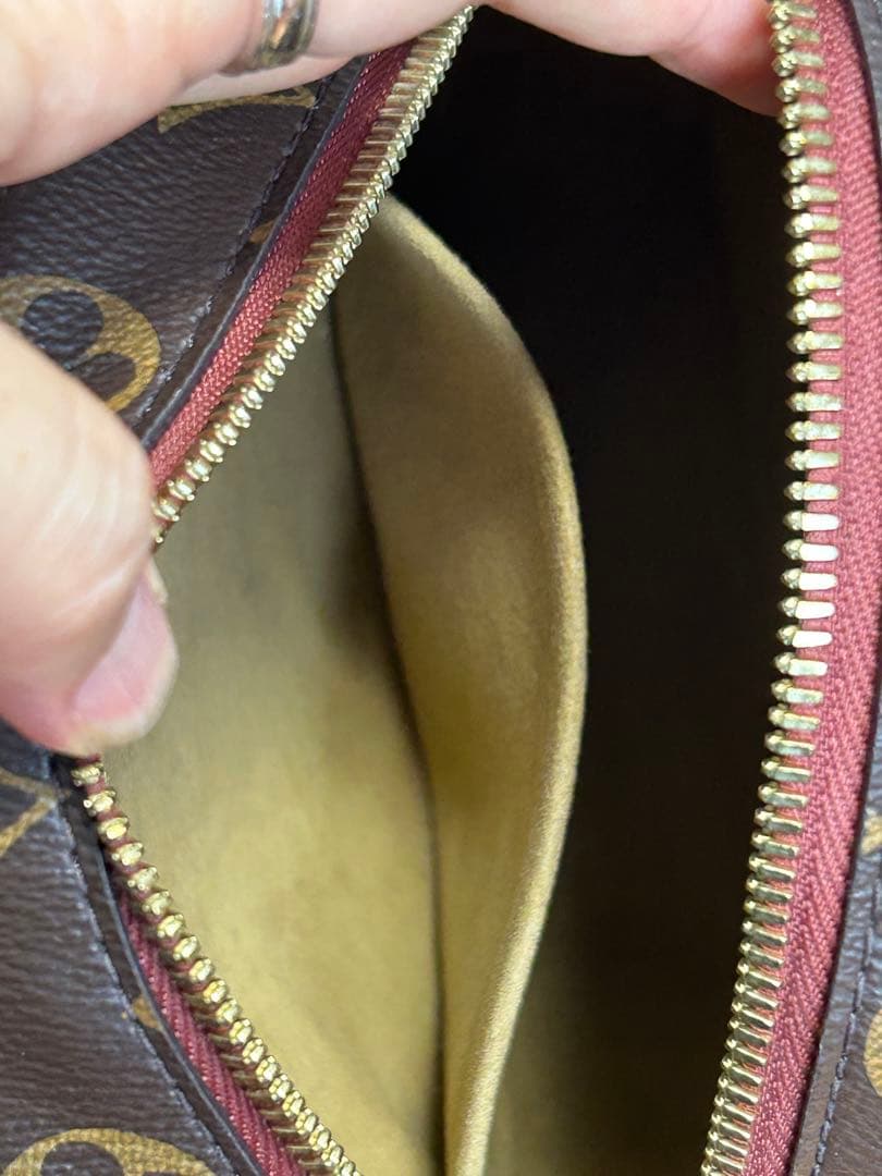 ルイ•ヴィトン[LOUIS VUITTON]ボワット•シャポースープルPM